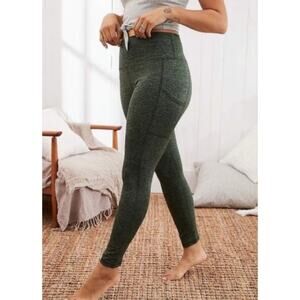 Offline by Aerie Heather Green The Hugger Legging Hi-Rise Leggings   Size: M